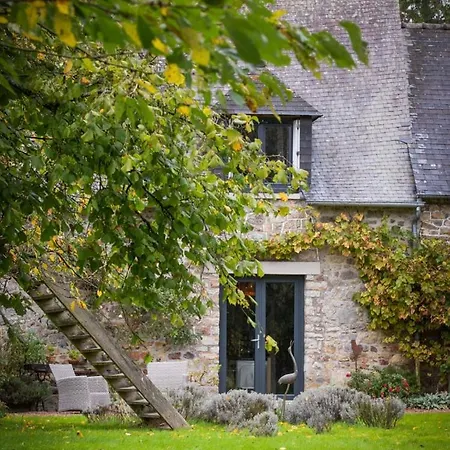 L'Hotie De Broceliande, Au Coeur Des Sites Naturels Et Legendaires Paimpont Exterior photo