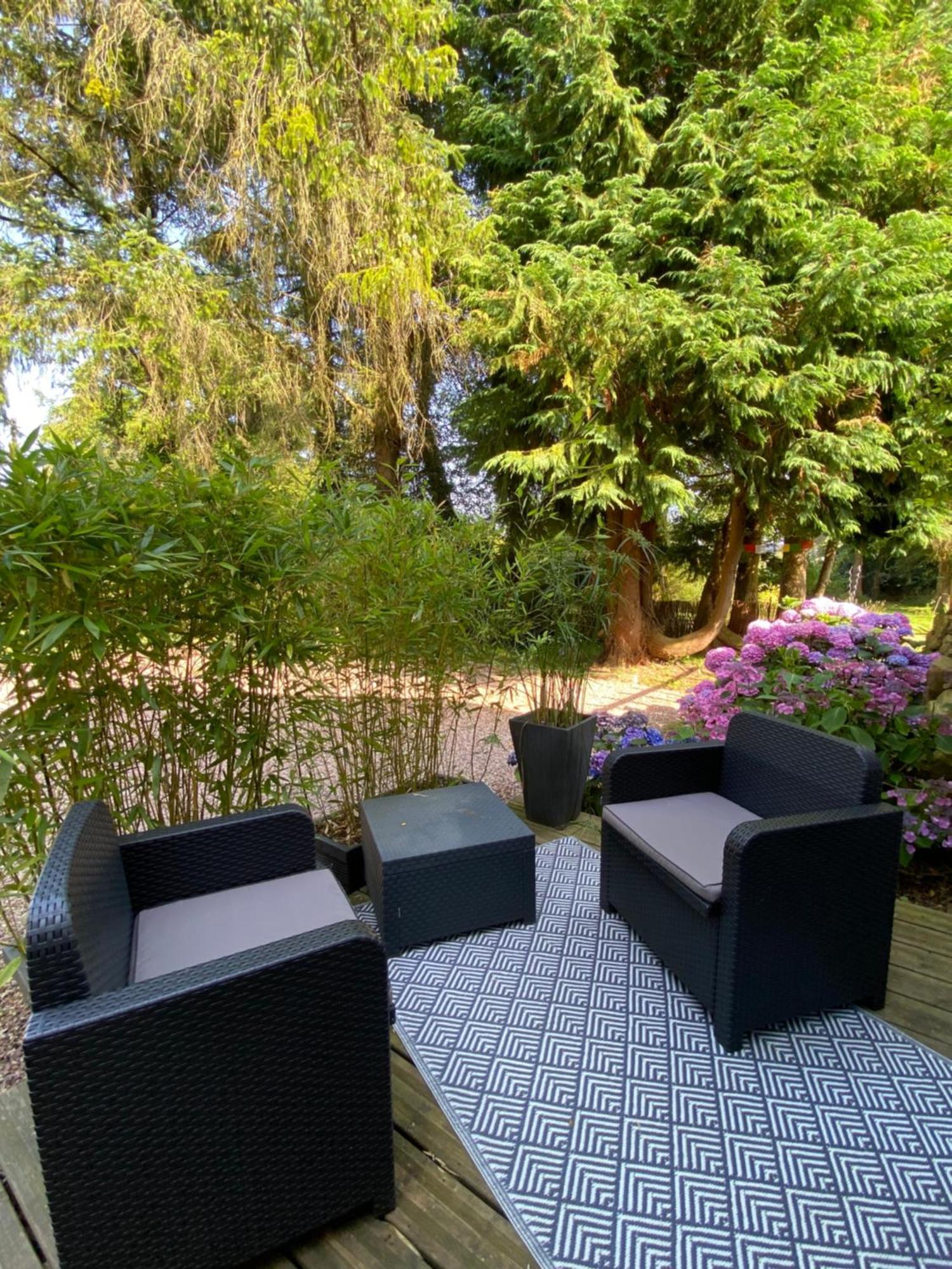 L'hotie De Broceliande, Au Coeur Des Sites Naturels Et Legendaires Bed & Breakfast *