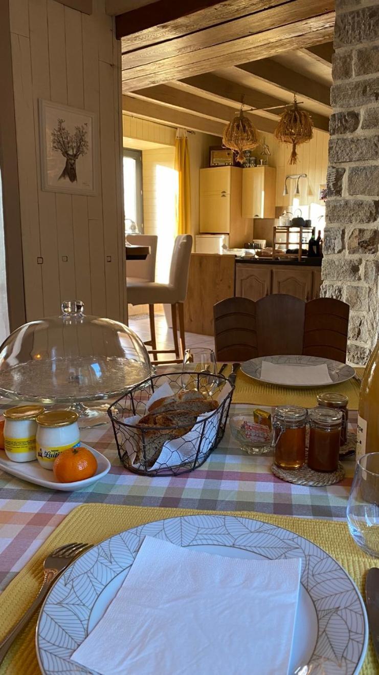 L'hotie De Broceliande, Au Coeur Des Sites Naturels Et Legendaires