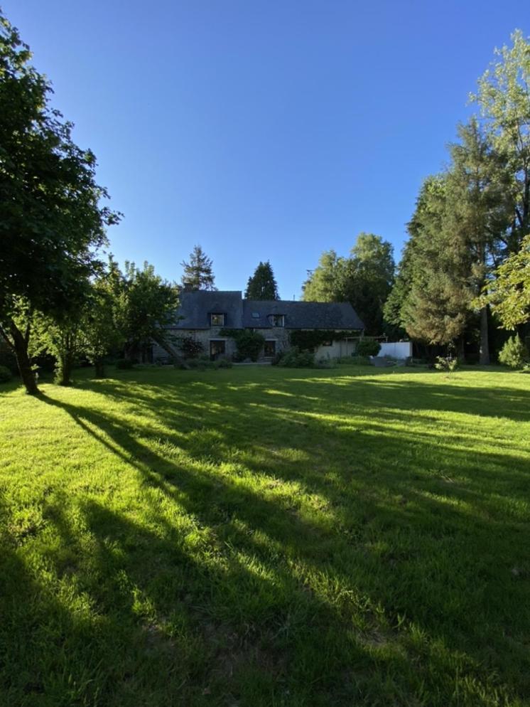 L'hotie De Broceliande, Au Coeur Des Sites Naturels Et Legendaires Bed & Breakfast